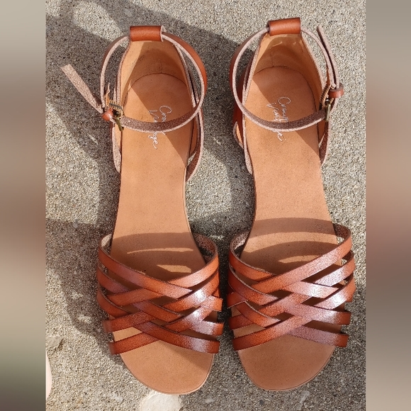 "Crown Vintage" Nayli sandals cognac/ bronze 9.5 - Picture 7 of 9